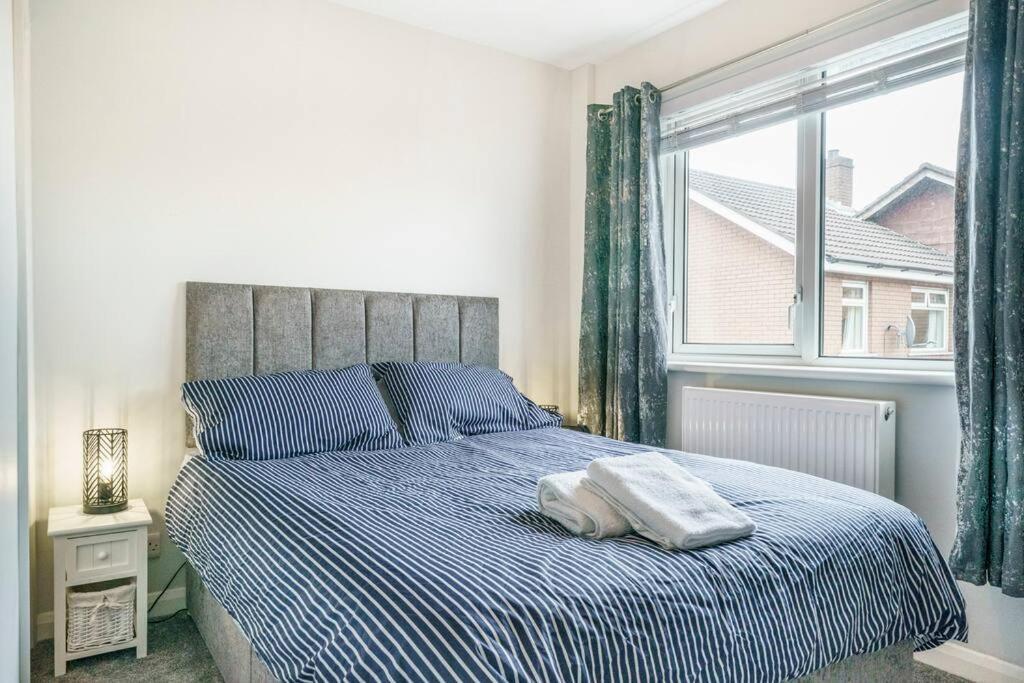 Appartement And Stylish 2 Bedroom Ravenhill Road Flat